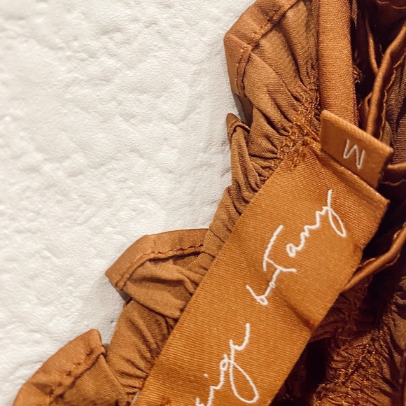 Luna B Dress - Picture 3 of 4